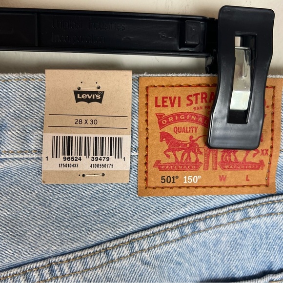 NWT Levi's 501 Jeans Size 28 Floral Patchwork Distressed - Picture 6 of 7